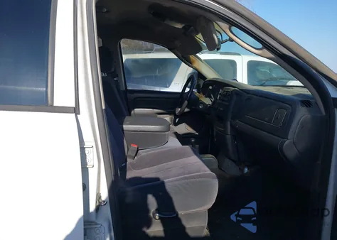 2002 Dodge Ram 1500 St z USA, uszkodzony, nr VIN 1D7HU18Z42J252711